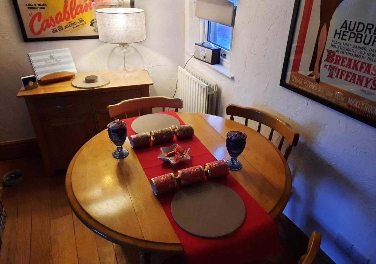 Dean Cottage Уитби Экстерьер фото
